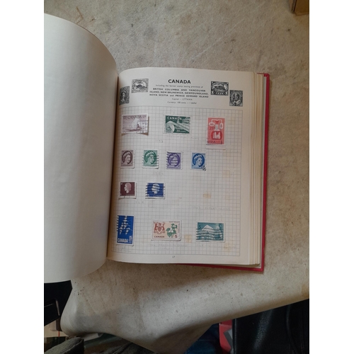 167 - Approx 11 kg of stamps : on paper, on sheets, on  printed pages, loose, albums, partially and sparse... 