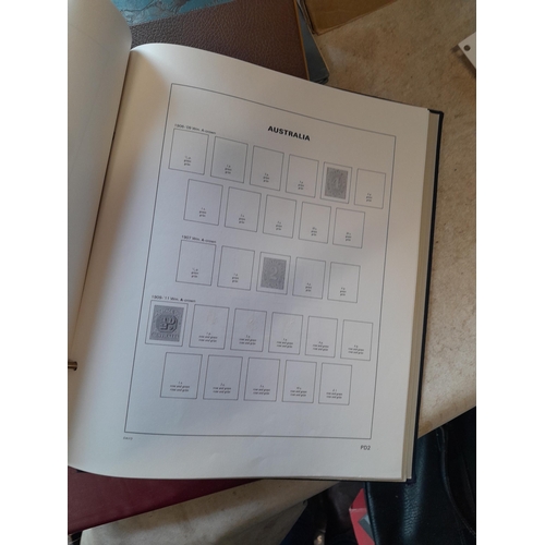 167 - Approx 11 kg of stamps : on paper, on sheets, on  printed pages, loose, albums, partially and sparse... 