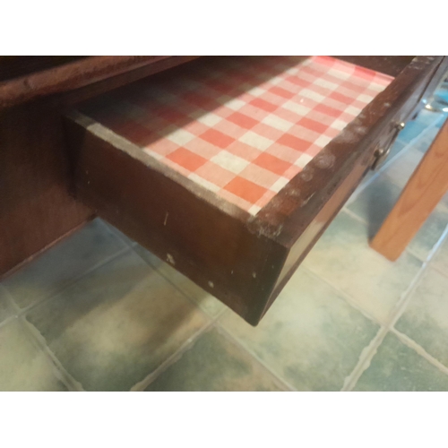 177 - 19th century mahogany tip top gaming table 45 cms x 89 cms x 70 cms