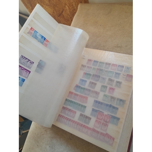 252 - Stamps : QEII in a stock book with duplication