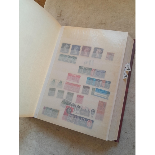 252 - Stamps : QEII in a stock book with duplication