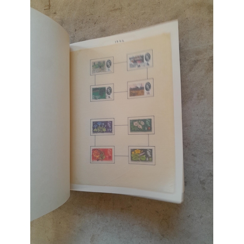 254 - Stamps : GB mint and used GVI - QEII pre decimal, GVI high values noted, strong in QEII , good defin... 