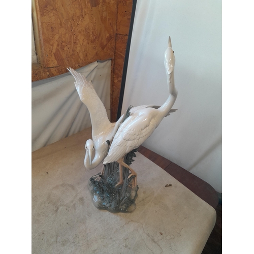257 - Rare and retired Lladro figure in good order, Courting Egrets