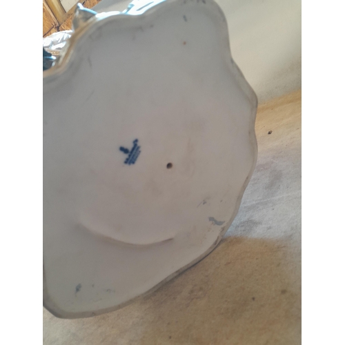 257 - Rare and retired Lladro figure in good order, Courting Egrets