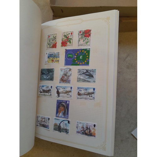 260 - Stamps of Channel Islands, noted 1940s covers from World War II and local postal stamps