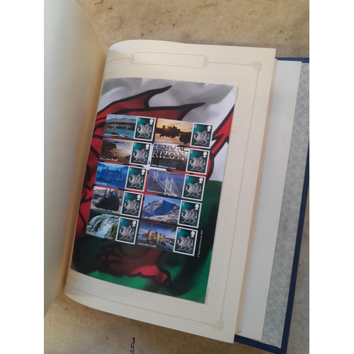 263 - Stamps of the Commonwealth O - Z : a good lot, Rhodesia SG 158 1910 set 3 Shillings with faults, 135... 