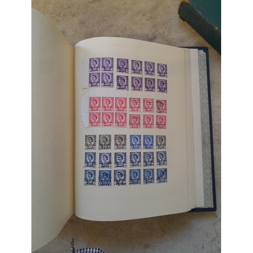 263 - Stamps of the Commonwealth O - Z : a good lot, Rhodesia SG 158 1910 set 3 Shillings with faults, 135... 