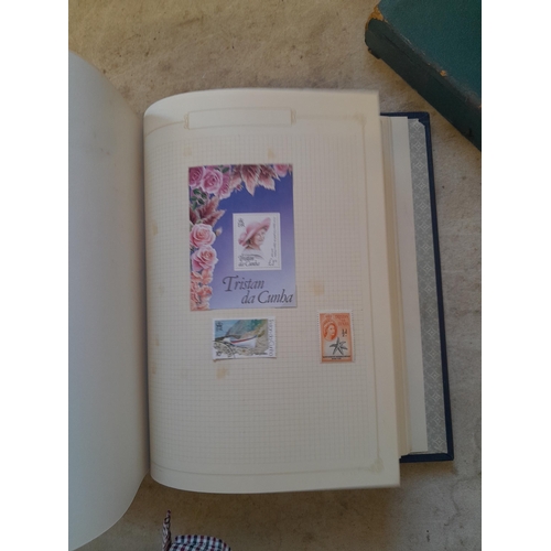 263 - Stamps of the Commonwealth O - Z : a good lot, Rhodesia SG 158 1910 set 3 Shillings with faults, 135... 