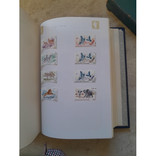 263 - Stamps of the Commonwealth O - Z : a good lot, Rhodesia SG 158 1910 set 3 Shillings with faults, 135... 