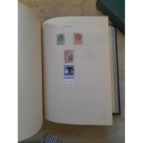 263 - Stamps of the Commonwealth O - Z : a good lot, Rhodesia SG 158 1910 set 3 Shillings with faults, 135... 