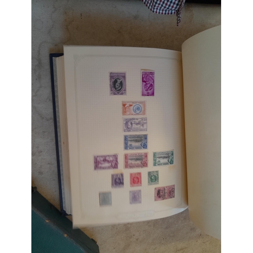 263 - Stamps of the Commonwealth O - Z : a good lot, Rhodesia SG 158 1910 set 3 Shillings with faults, 135... 