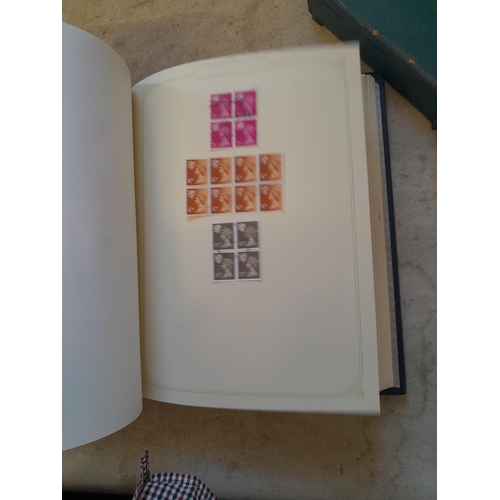 263 - Stamps of the Commonwealth O - Z : a good lot, Rhodesia SG 158 1910 set 3 Shillings with faults, 135... 