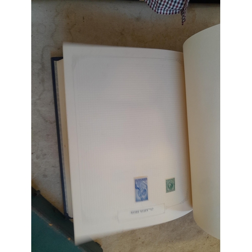 263 - Stamps of the Commonwealth O - Z : a good lot, Rhodesia SG 158 1910 set 3 Shillings with faults, 135... 