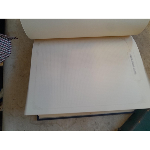 263 - Stamps of the Commonwealth O - Z : a good lot, Rhodesia SG 158 1910 set 3 Shillings with faults, 135... 