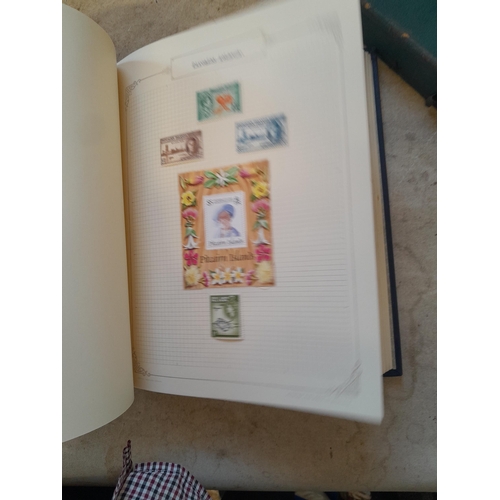 263 - Stamps of the Commonwealth O - Z : a good lot, Rhodesia SG 158 1910 set 3 Shillings with faults, 135... 