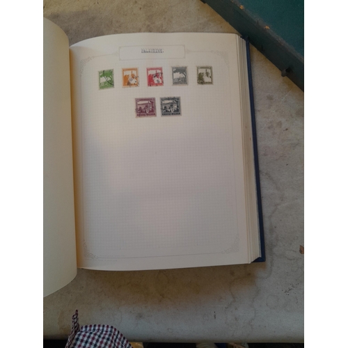 263 - Stamps of the Commonwealth O - Z : a good lot, Rhodesia SG 158 1910 set 3 Shillings with faults, 135... 