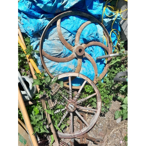 278 - Vintage cast iron wheel and small barrow wheel
