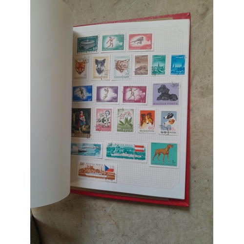 210 - Stamps : a multithematic collection on SG Avon leaves lightly mounted , approx 100 pages in clean co... 