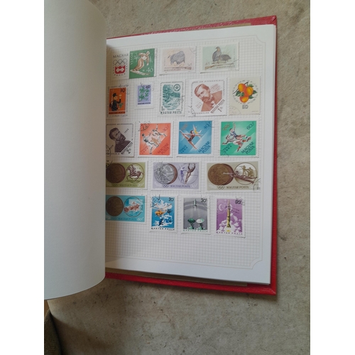 210 - Stamps : a multithematic collection on SG Avon leaves lightly mounted , approx 100 pages in clean co... 