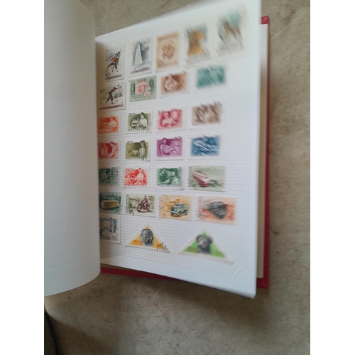 210 - Stamps : a multithematic collection on SG Avon leaves lightly mounted , approx 100 pages in clean co... 