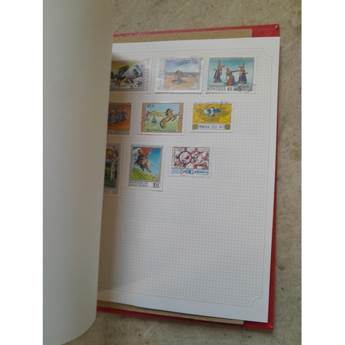 210 - Stamps : a multithematic collection on SG Avon leaves lightly mounted , approx 100 pages in clean co... 