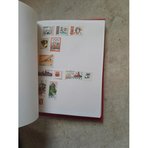 210 - Stamps : a multithematic collection on SG Avon leaves lightly mounted , approx 100 pages in clean co... 
