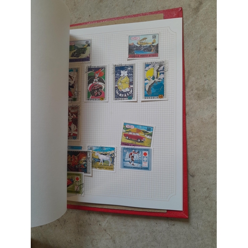 210 - Stamps : a multithematic collection on SG Avon leaves lightly mounted , approx 100 pages in clean co... 
