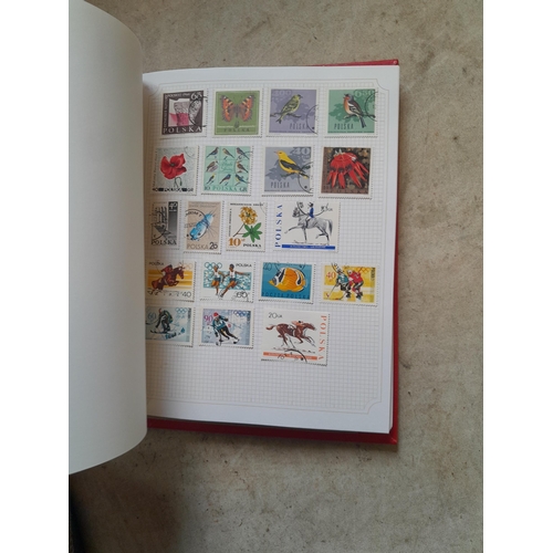 210 - Stamps : a multithematic collection on SG Avon leaves lightly mounted , approx 100 pages in clean co... 