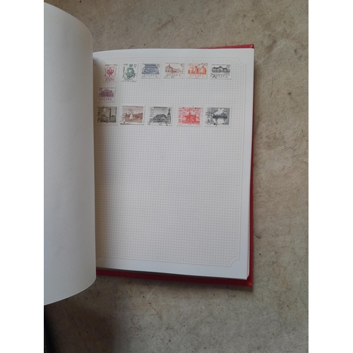 210 - Stamps : a multithematic collection on SG Avon leaves lightly mounted , approx 100 pages in clean co... 