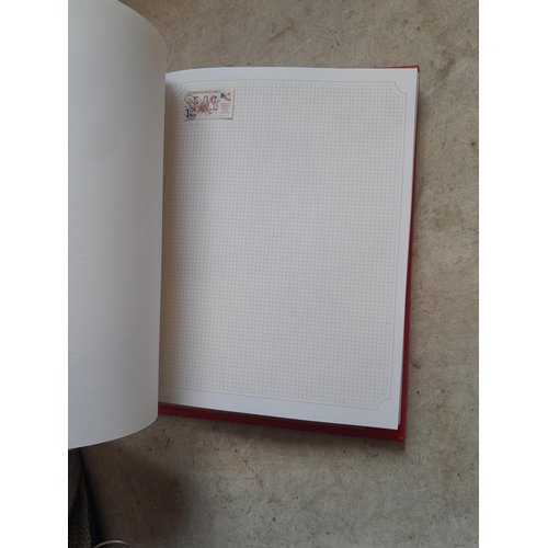 210 - Stamps : a multithematic collection on SG Avon leaves lightly mounted , approx 100 pages in clean co... 