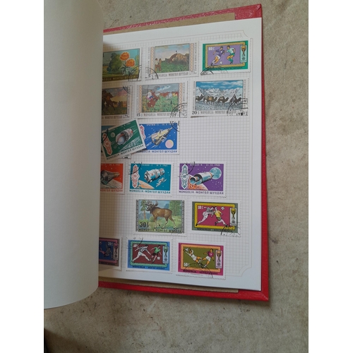 210 - Stamps : a multithematic collection on SG Avon leaves lightly mounted , approx 100 pages in clean co... 