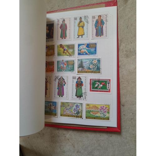 210 - Stamps : a multithematic collection on SG Avon leaves lightly mounted , approx 100 pages in clean co... 