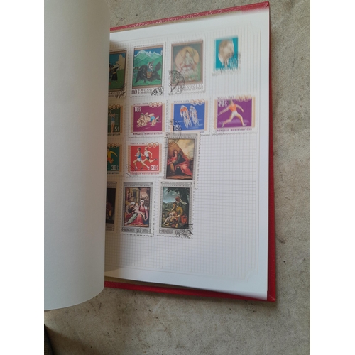 210 - Stamps : a multithematic collection on SG Avon leaves lightly mounted , approx 100 pages in clean co... 