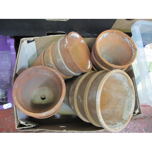 12 - Box of Terracotta Plant Pots.