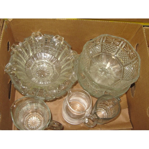 58 - Box of Large Glass Bowls & Jugs.