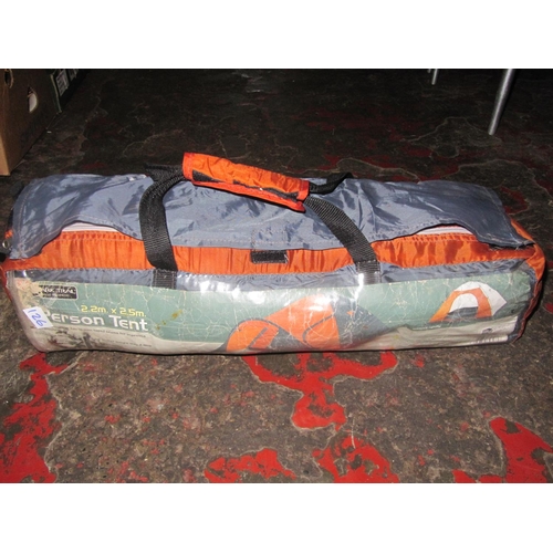 126 - 4 Man Tent in Carry Case.