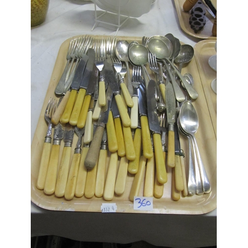 360 - Tray of Cutlery.