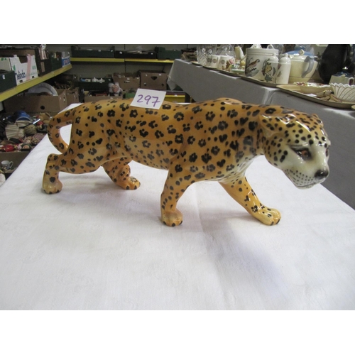 297 - Beswick Leopard Model no. 1082.