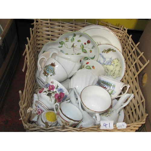 41 - Box of Cups & Saucers.