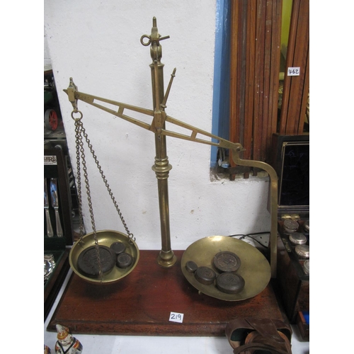 Lot 219       