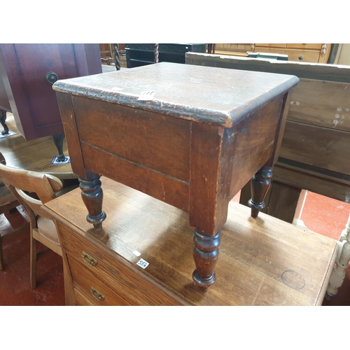 Lot 555       
