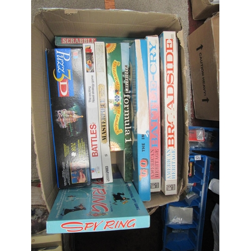 96 - Large Box of Vintage Games & Puzzles etc - Includes Waddingtons Formula 1, 