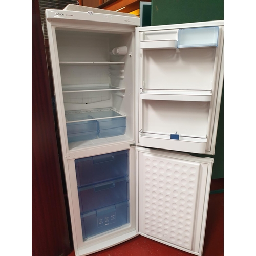 529 - Bosch Classixx Maxx Freedom Upright Fridge Freezer.