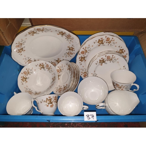 37 - 20 Piece Colclough Part Tea Set.