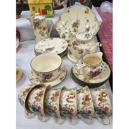 400 - 25 Piece Royal Doulton 