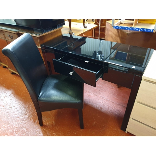 532 - Black Gloss Effect Single Drawer Dressing Table with Lift Lid Centre and Leather Effect Chair.