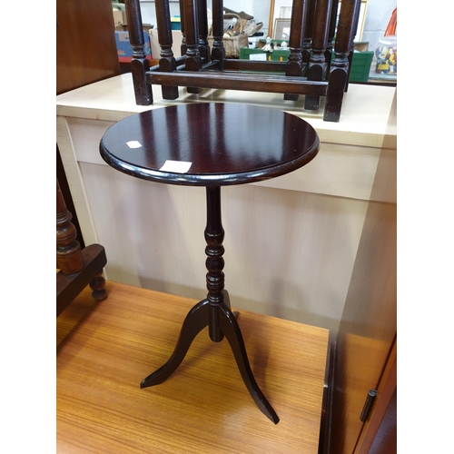 579 - Small Mahogany Pedestal Wine Table.