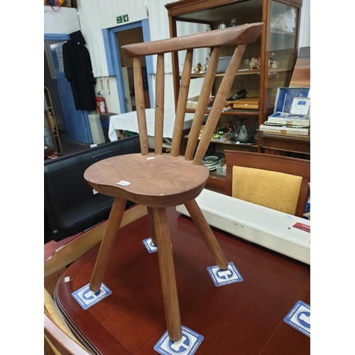 584 - Small Oak Spindle Back Spinners Chair.