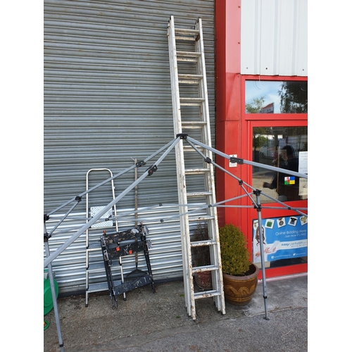 617 - Aluminium Triple Extending Ladder.