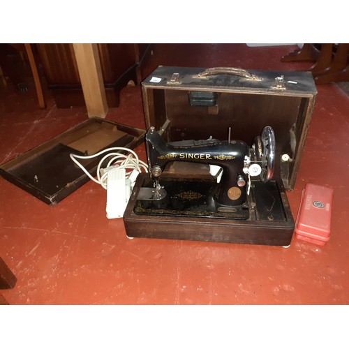 541 - Singer Sewing Machine in Oak Case with Electric Foot Pedal & Cased Button Hole Attachment.